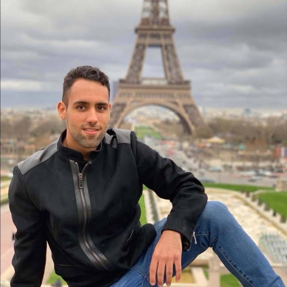 Meet your Posher, Alejandro